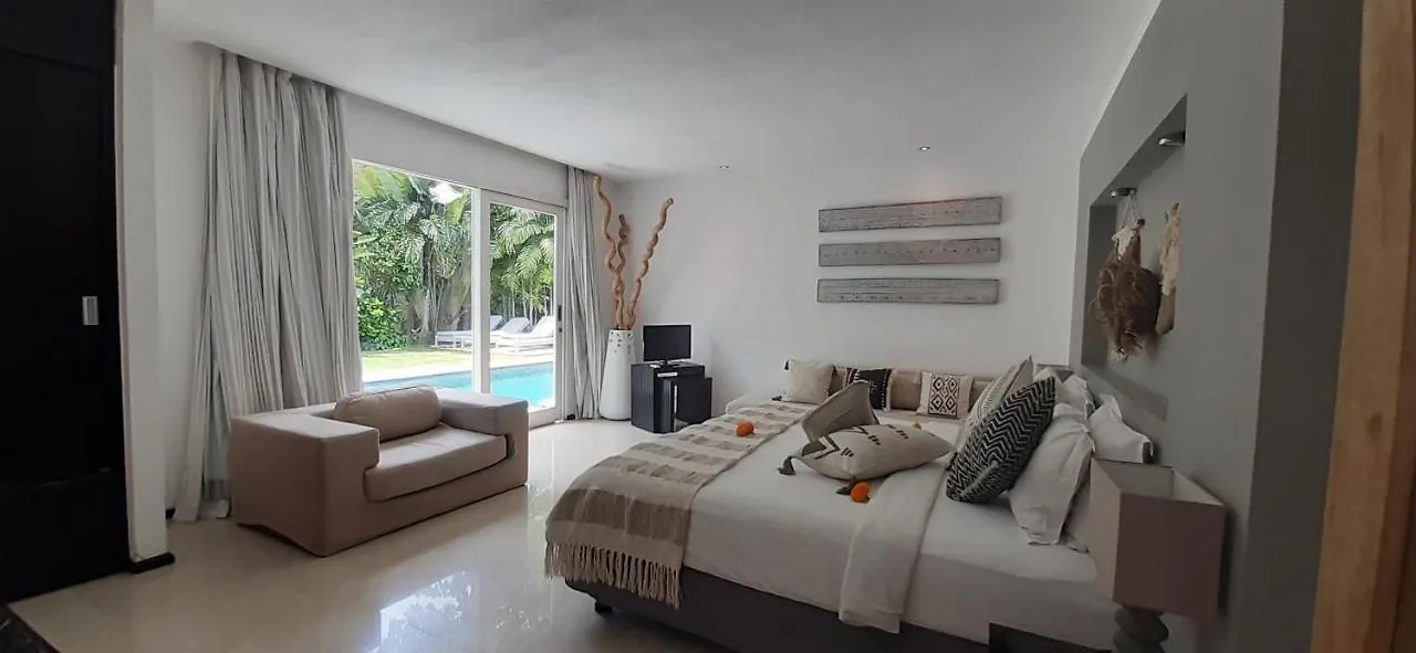 Villa La